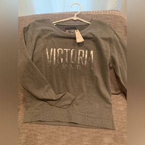Victoria’s Secret’s workout top. Size L.